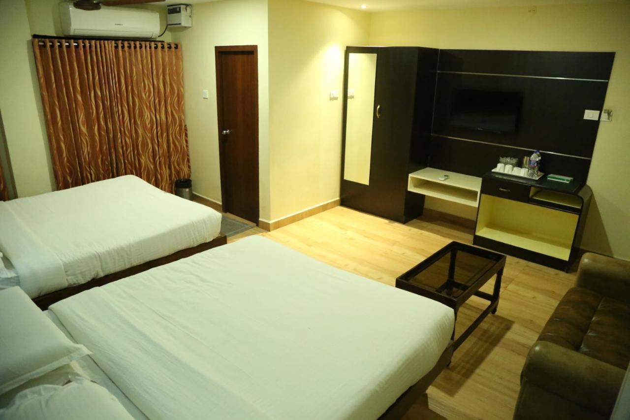 Hotel Chitra Tiruchirappalli Exterior photo